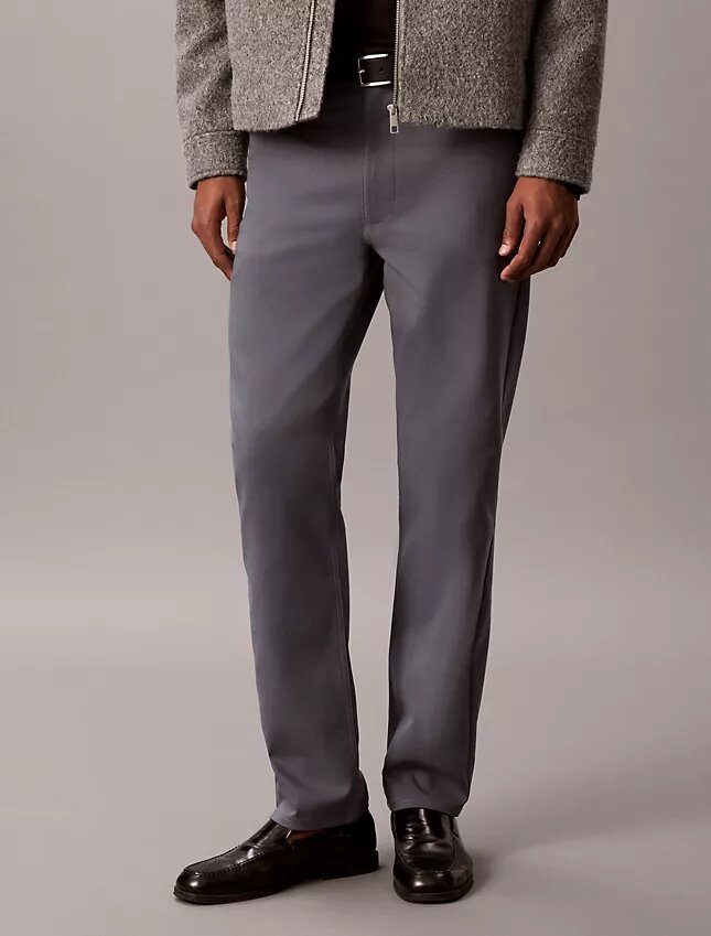 Pantalon droit standard extensible à 5 poches Pantalon droit standard extensible à 5 poches