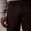 Pantalon droit standard extensible à 5 poches Pantalon droit standard extensible à 5 poches