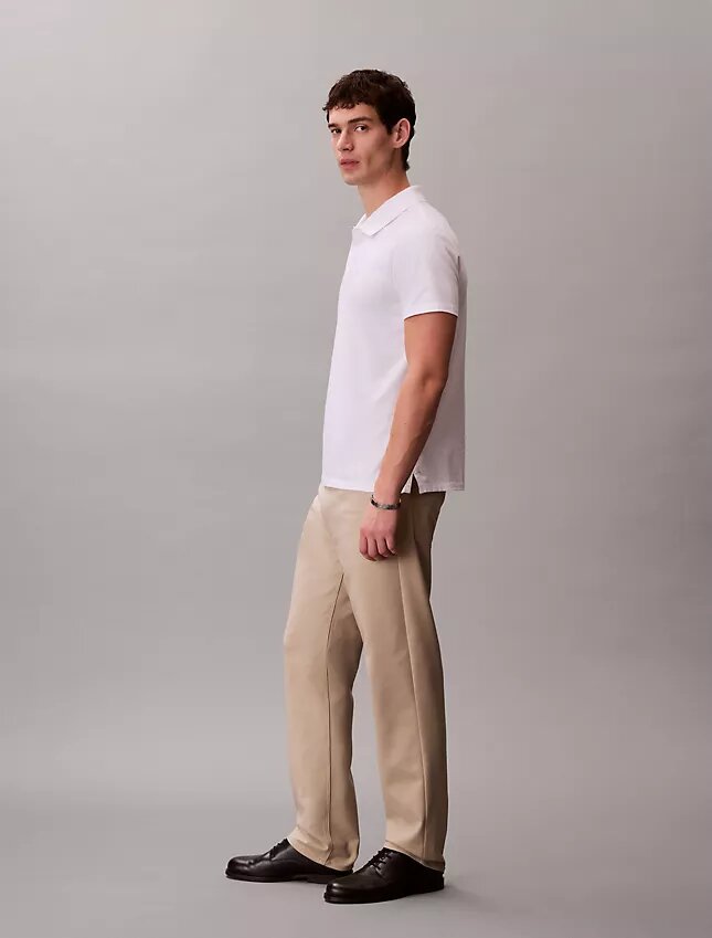Pantalon droit standard extensible à 5 poches Pantalon droit standard extensible à 5 poches