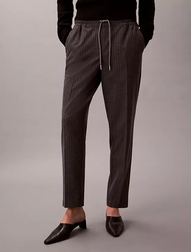 Pantalon fuselé à cordon de serrage et rayures Pantalon fuselé à cordon de serrage et rayures