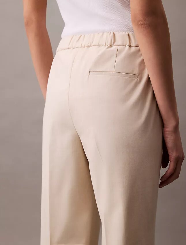 Pantalon fuselé extensible raffiné Pantalon fuselé extensible raffiné