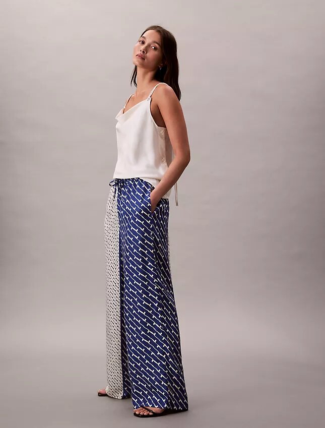 Pantalon à jambes larges en sergé de viscose imprimé Pantalon à jambes larges en sergé de viscose imprimé