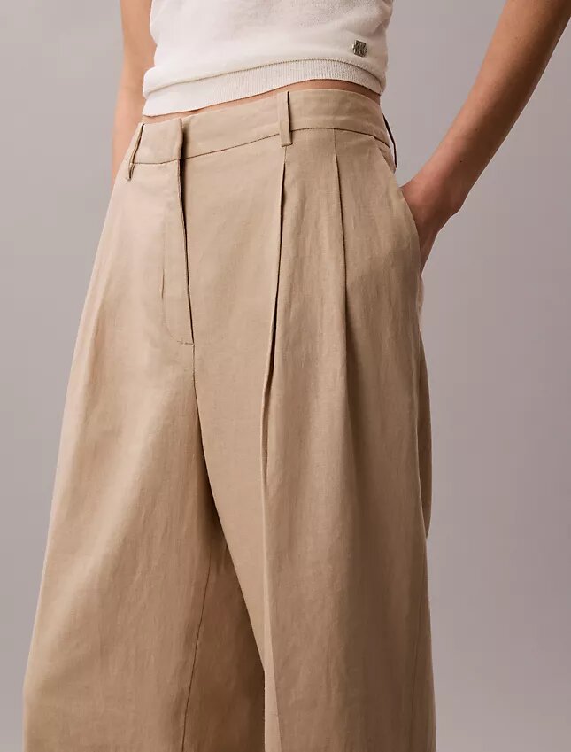 Pantalon large ajusté en mélange de lin Pantalon large ajusté en mélange de lin
