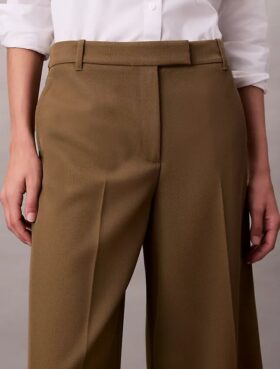 Pantalon large en gabardine de laine