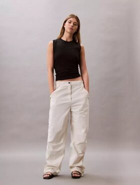 Pantalon parachute en nylon froissé