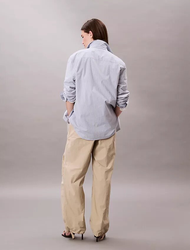 Pantalon parachute en nylon froissé Pantalon parachute en nylon froissé
