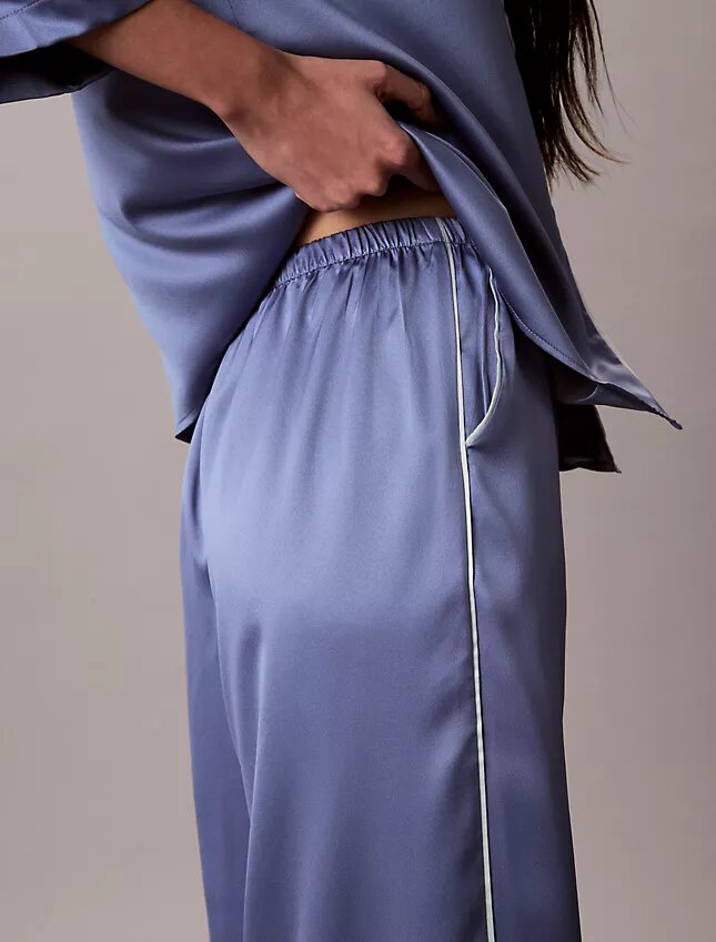 Pantalon satiné brillant Pantalon satiné brillant