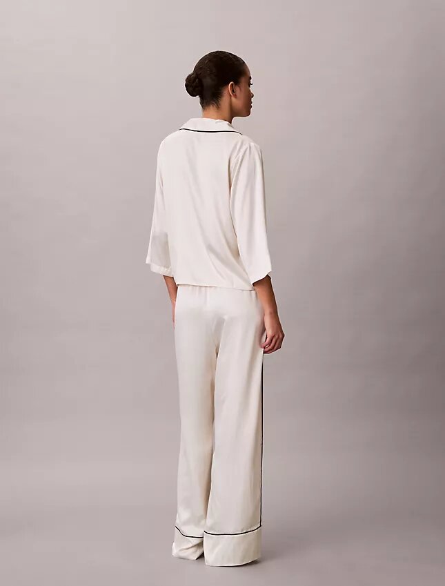 Pantalon satiné brillant Pantalon satiné brillant