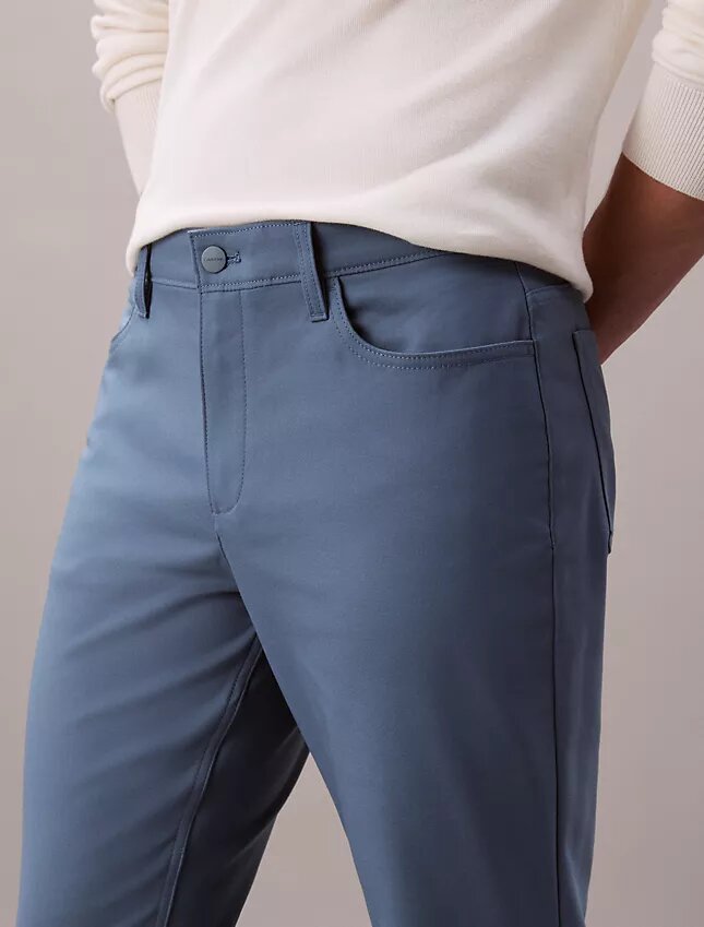 Pantalon slim à 5 poches Pantalon slim à 5 poches