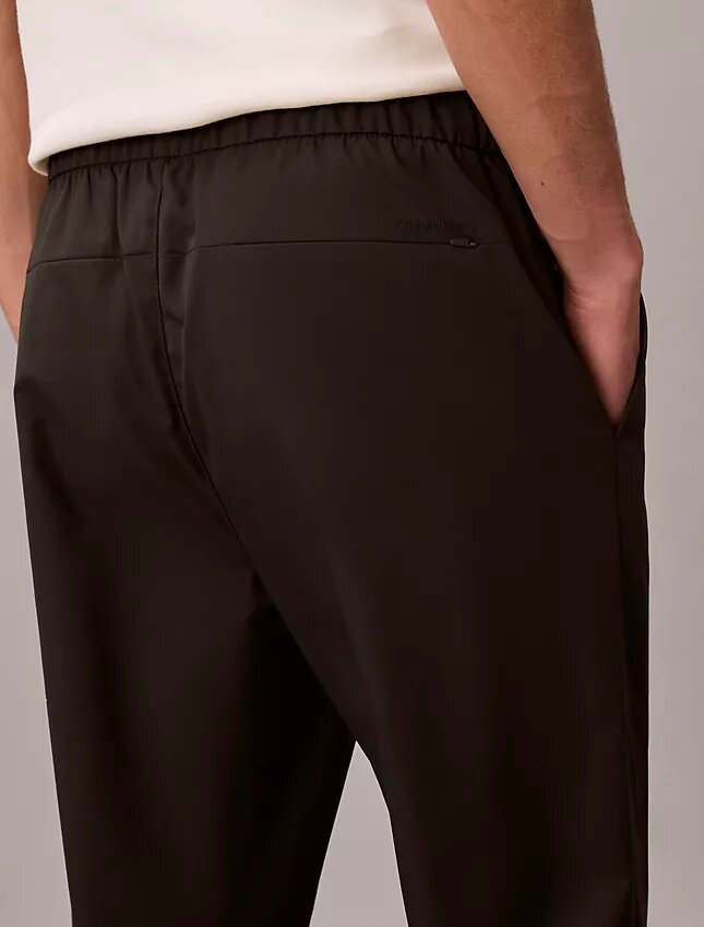 Pantalon technique classique à enfiler Pantalon technique classique à enfiler