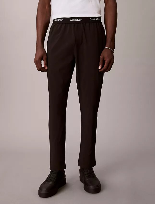 Pantalon tissé avec logo sport moderne à la taille Pantalon tissé avec logo sport moderne à la taille