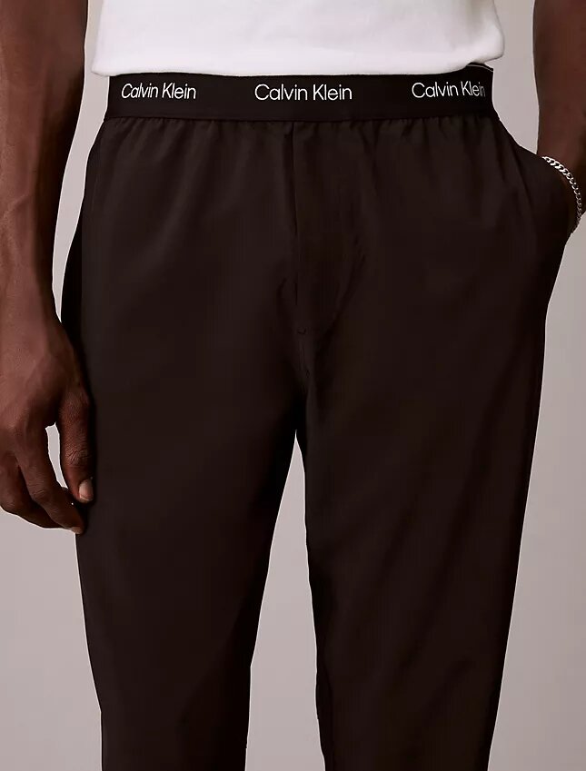 Pantalon tissé avec logo sport moderne à la taille Pantalon tissé avec logo sport moderne à la taille