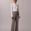 Pantalon évasé ajusté Pantalon évasé ajusté
