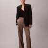 Pantalon évasé ajusté Pantalon évasé ajusté
