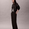 Pantalon évasé ajusté Pantalon évasé ajusté