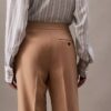 Pantalon évasé en gabardine de laine mélangée Pantalon évasé en gabardine de laine mélangée