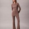 Pantalon évasé en maille ajusté à enfiler Pantalon évasé en maille ajusté à enfiler