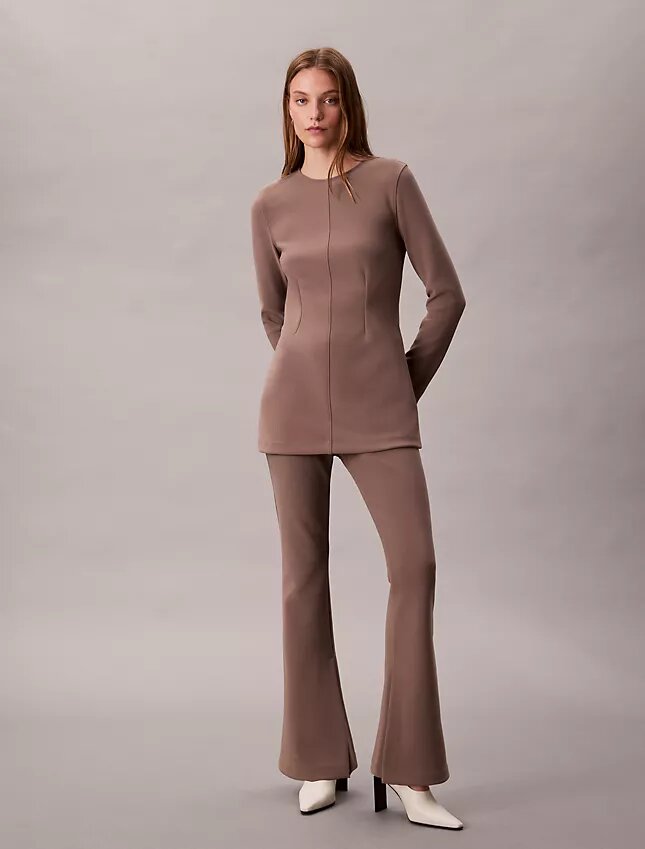Pantalon évasé en maille ajusté à enfiler Pantalon évasé en maille ajusté à enfiler