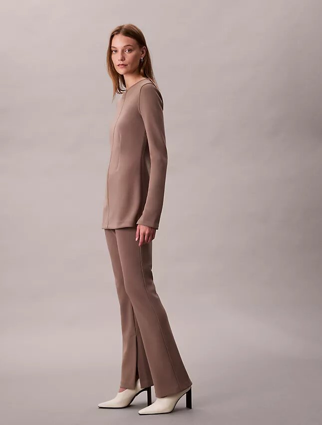 Pantalon évasé en maille ajusté à enfiler Pantalon évasé en maille ajusté à enfiler
