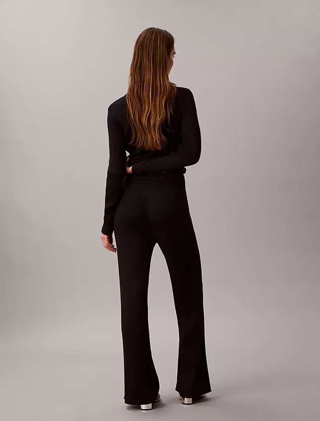 Pantalon évasé en mélange de laine mérinos et lurex Pantalon évasé en mélange de laine mérinos et lurex