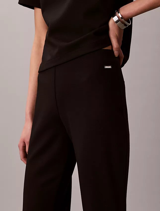 Pantalon évasé en ponte Pantalon évasé en ponte