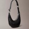 Petit sac à bandoulière incurvé