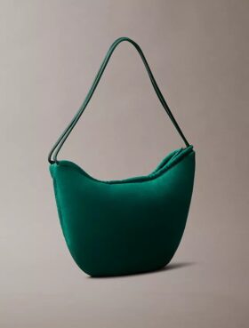 Petit sac en nylon en forme de croissant