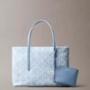 Petit sac fourre-tout en Denim avec logo emblématique sur toute la surface Petit sac fourre-tout en Denim avec logo emblématique sur toute la surface