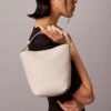Petit sac seau avec pochette, imprimé logo sur toute la surface
