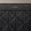 Pochette avec logo en relief