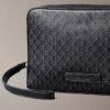 Pochette à logo emblématique sur toute la surface Pochette à logo emblématique sur toute la surface