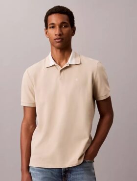 Polo à col en piqué coloré