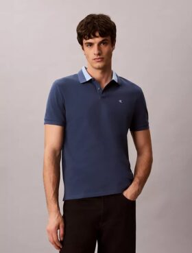 Polo à col en piqué coloré