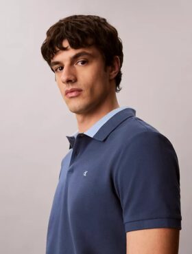 Polo à col en piqué coloré