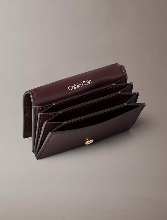 Porte-cartes accordéon avec logo emblématique sur toute la surface Porte-cartes accordéon avec logo emblématique sur toute la surface