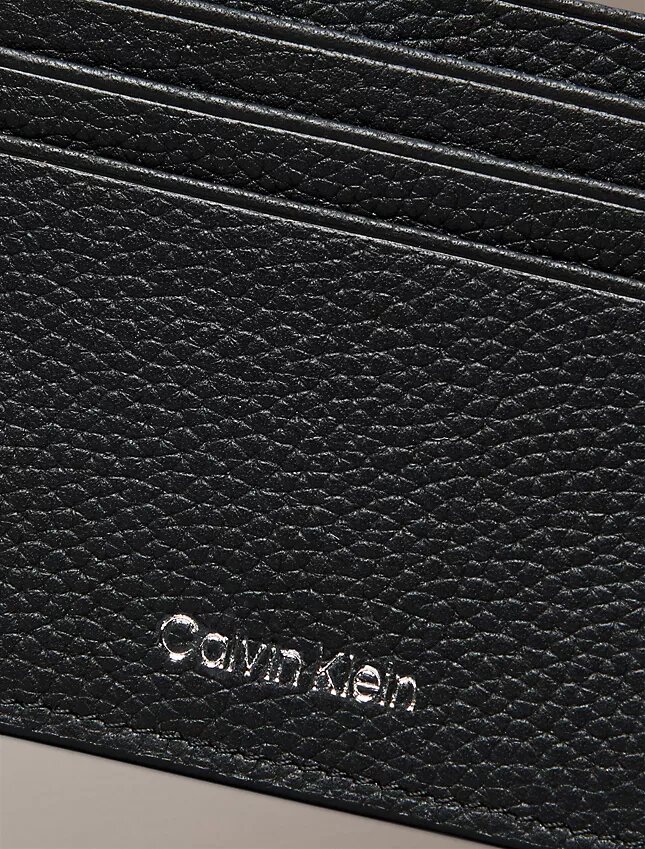 Porte-cartes avec logo estampé à chaud Porte-cartes avec logo estampé à chaud