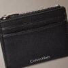 Porte-cartes en cuir grainé Porte-cartes en cuir grainé