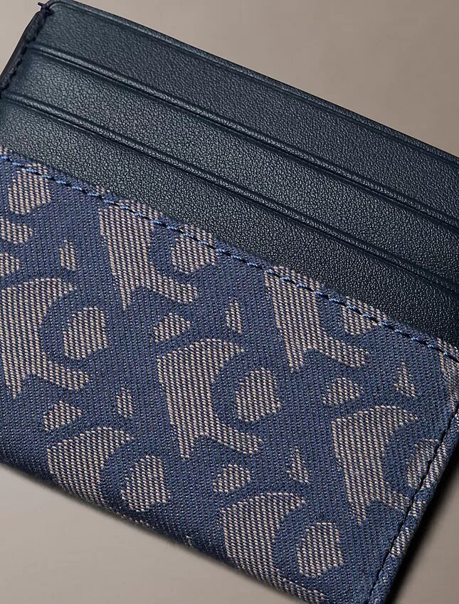 Porte-cartes à motif monogramme intégral Porte-cartes à motif monogramme intégral