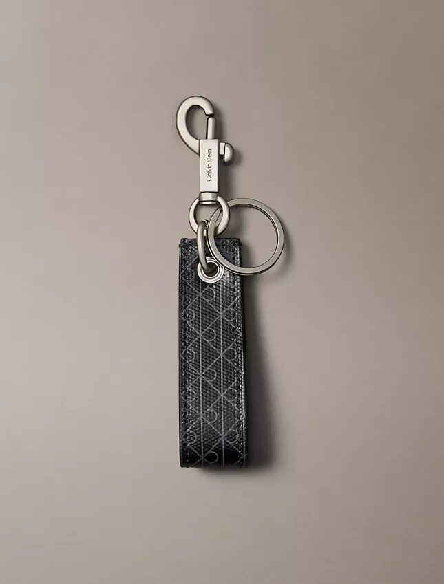 Porte-clés avec logo emblématique sur toute la surface Porte-clés avec logo emblématique sur toute la surface