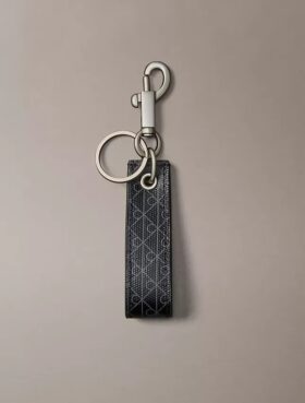 Porte-clés avec logo emblématique sur toute la surface