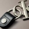 Porte-clés Monogram audacieux Porte-clés Monogram audacieux
