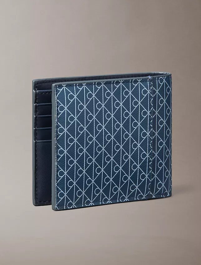 Portefeuille à deux volets avec logo emblématique sur toute la surface et pochette à monnaie Portefeuille à deux volets avec logo emblématique sur toute la surface et pochette à monnaie