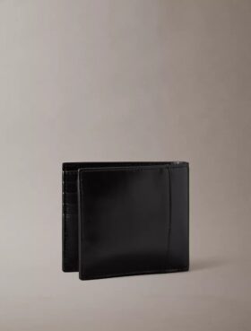 Portefeuille à deux volets avec logo en relief et pochette à monnaie