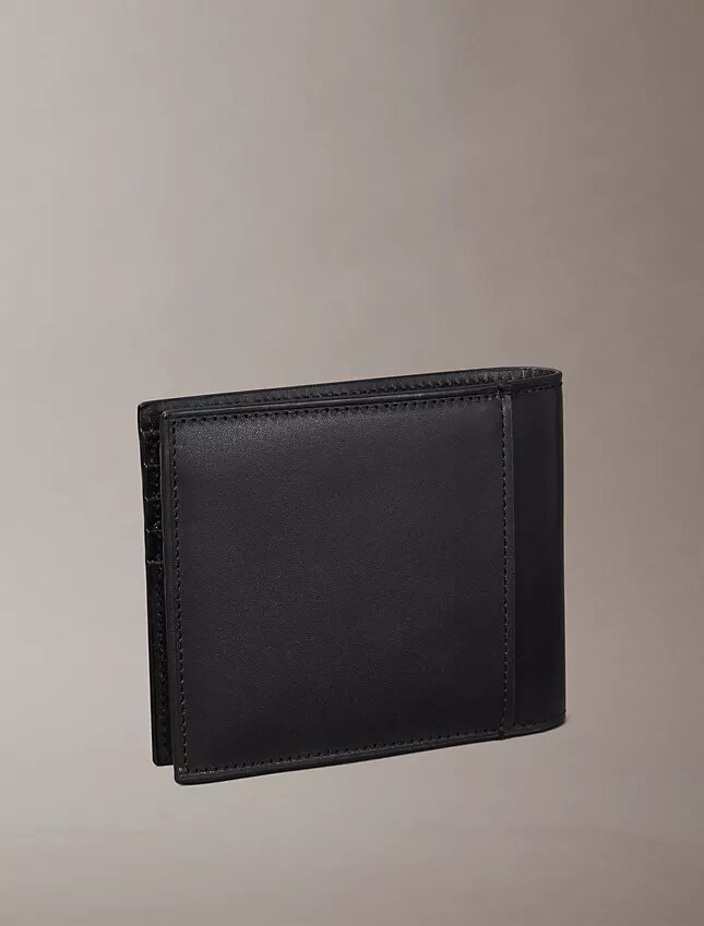 Portefeuille à deux volets avec logo sur plaque Portefeuille à deux volets avec logo sur plaque