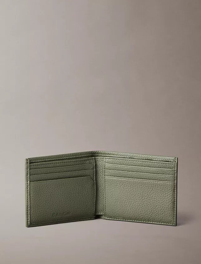 Portefeuille à deux volets en cuir grainé Portefeuille à deux volets en cuir grainé