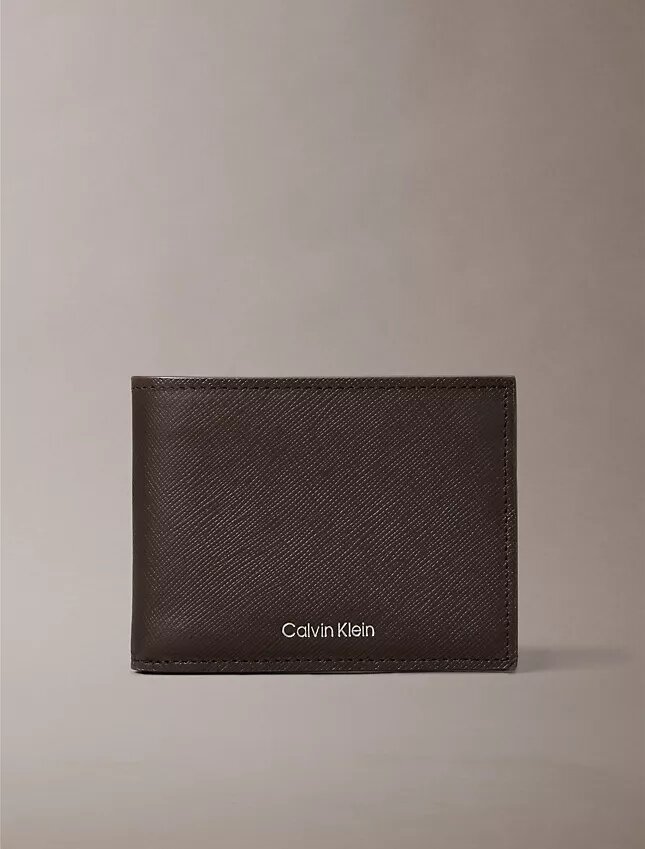 Portefeuille à deux volets en cuir Saffiano raffiné Portefeuille à deux volets en cuir Saffiano raffiné