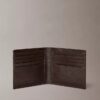 Portefeuille à deux volets en cuir Saffiano raffiné Portefeuille à deux volets en cuir Saffiano raffiné