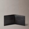 Portefeuille à deux volets en cuir Saffiano raffiné Portefeuille à deux volets en cuir Saffiano raffiné