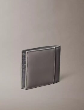 Portefeuille à deux volets Monologo gaufré avec poche à monnaie