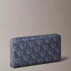 Portefeuille long zippé avec motif Monogram sur toute la surface Portefeuille long zippé avec motif Monogram sur toute la surface